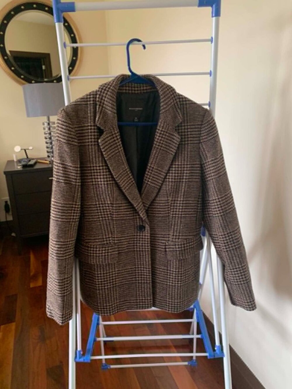 Banana Rep. Blazer